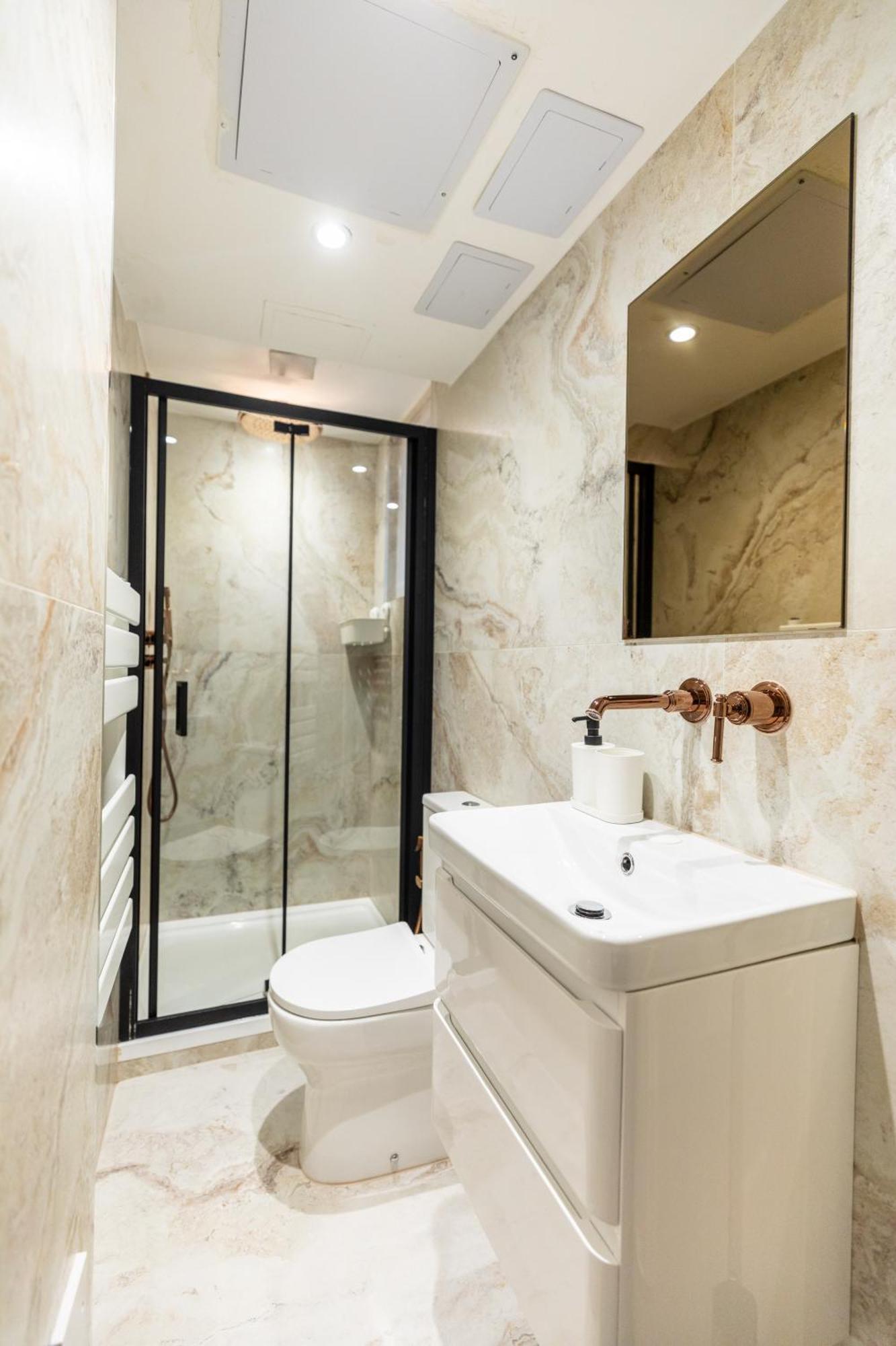 The Chapter - Mayfair Residences Londen Buitenkant foto