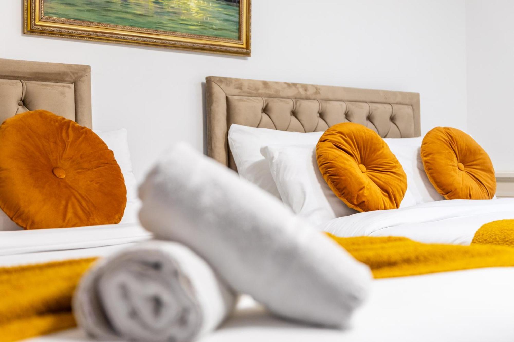 The Chapter - Mayfair Residences Londen Buitenkant foto