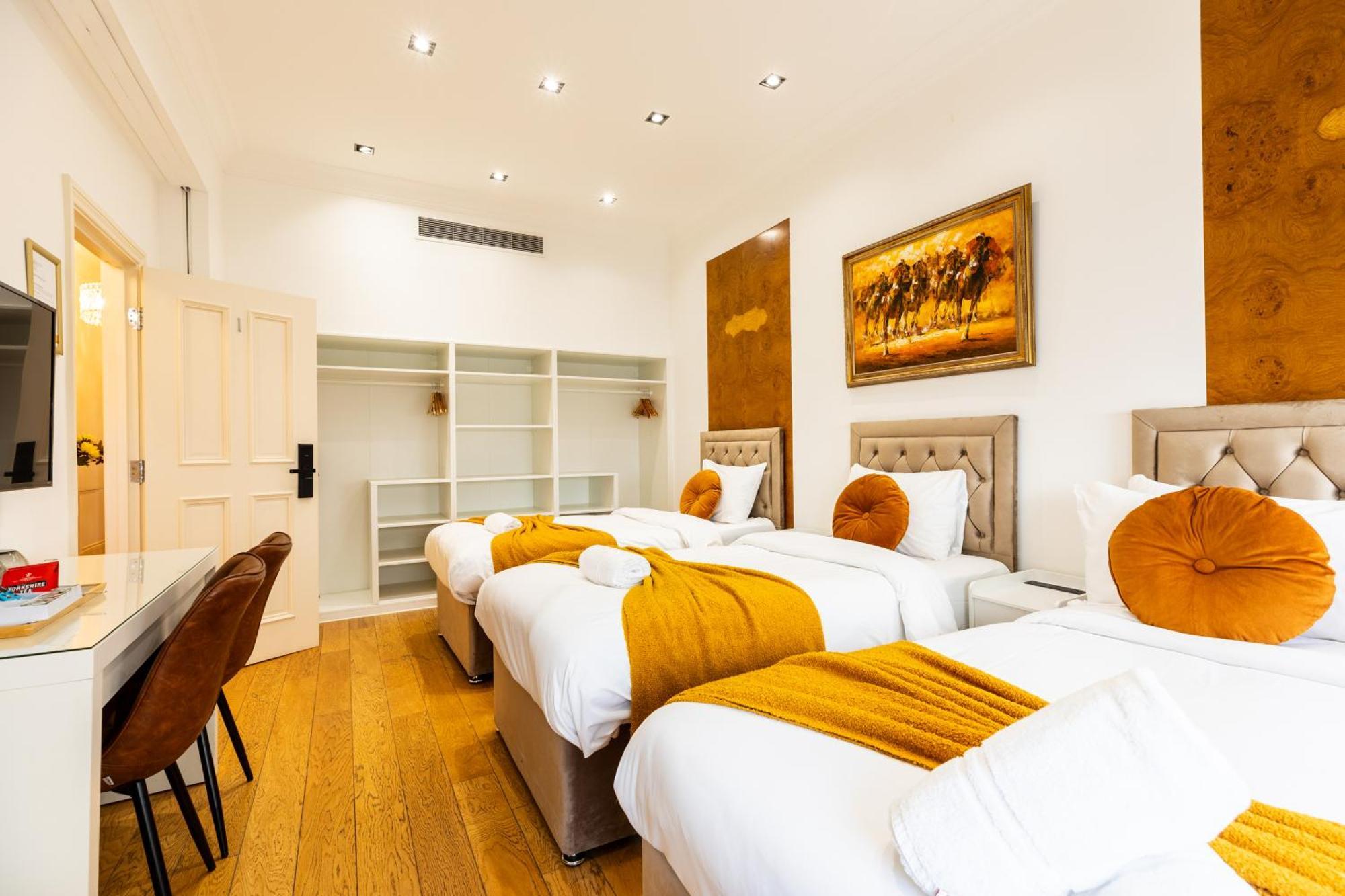 The Chapter - Mayfair Residences Londen Buitenkant foto