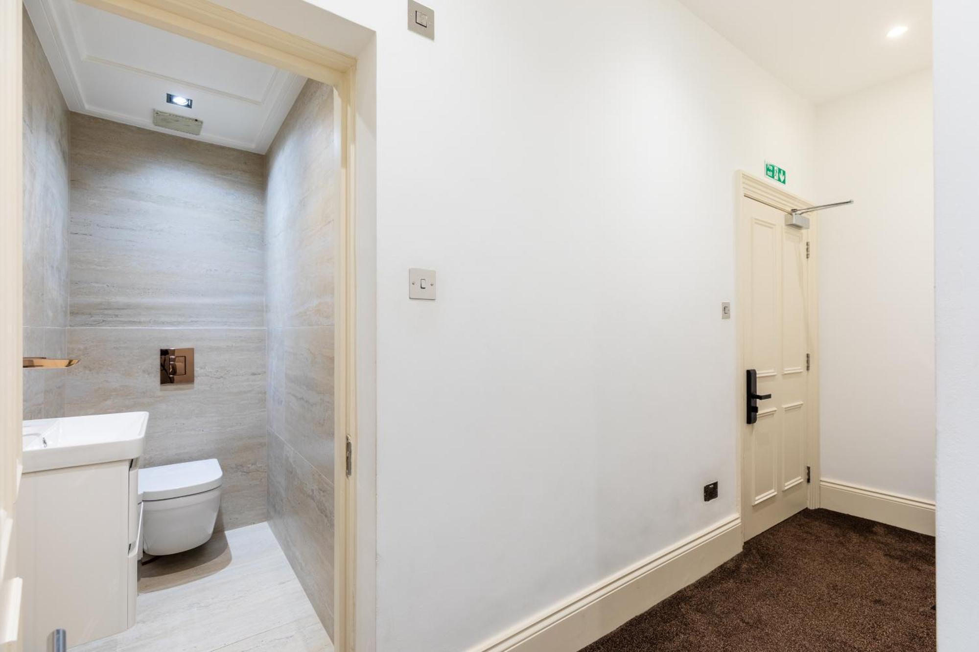 The Chapter - Mayfair Residences Londen Buitenkant foto