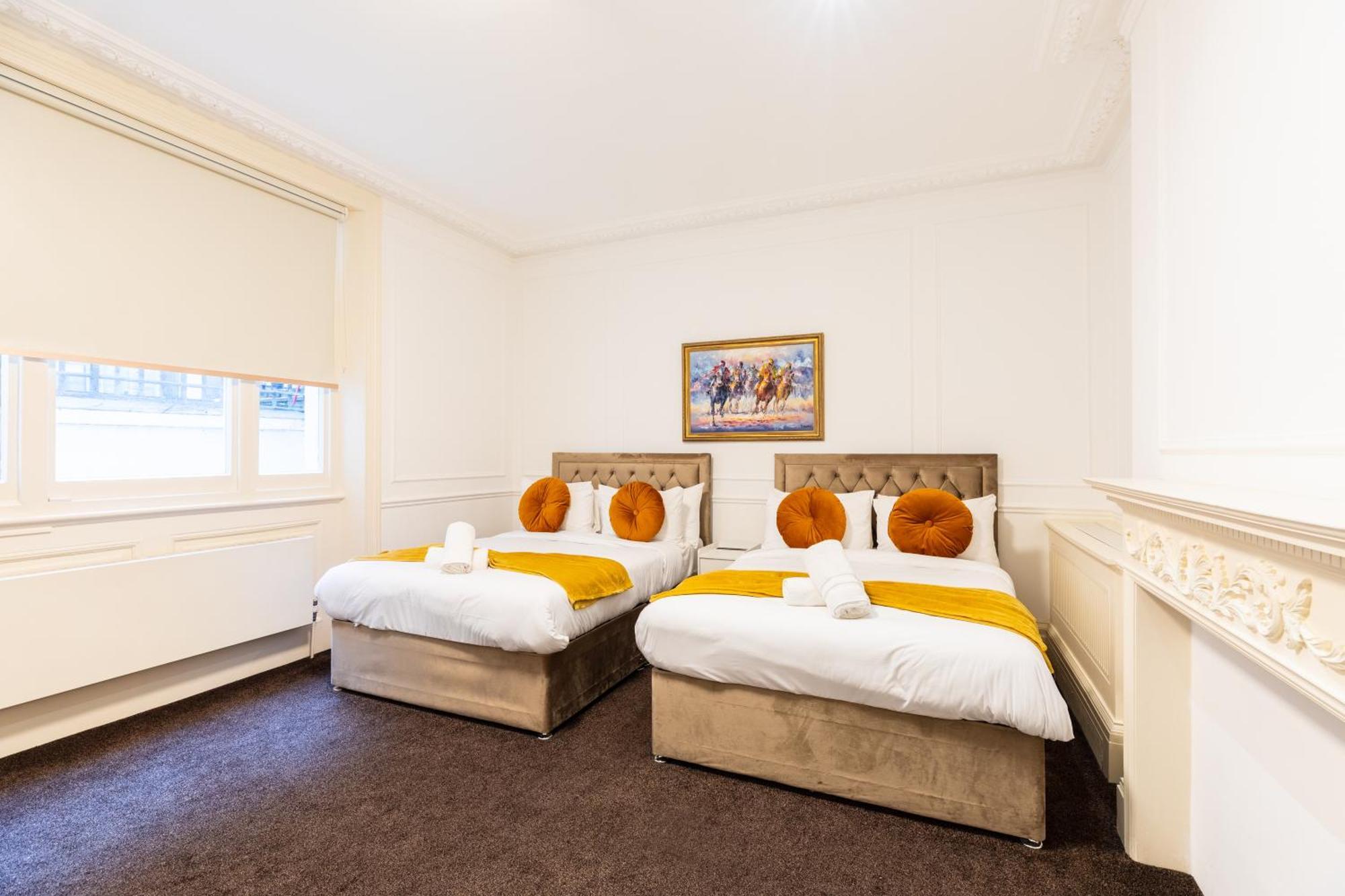 The Chapter - Mayfair Residences Londen Buitenkant foto